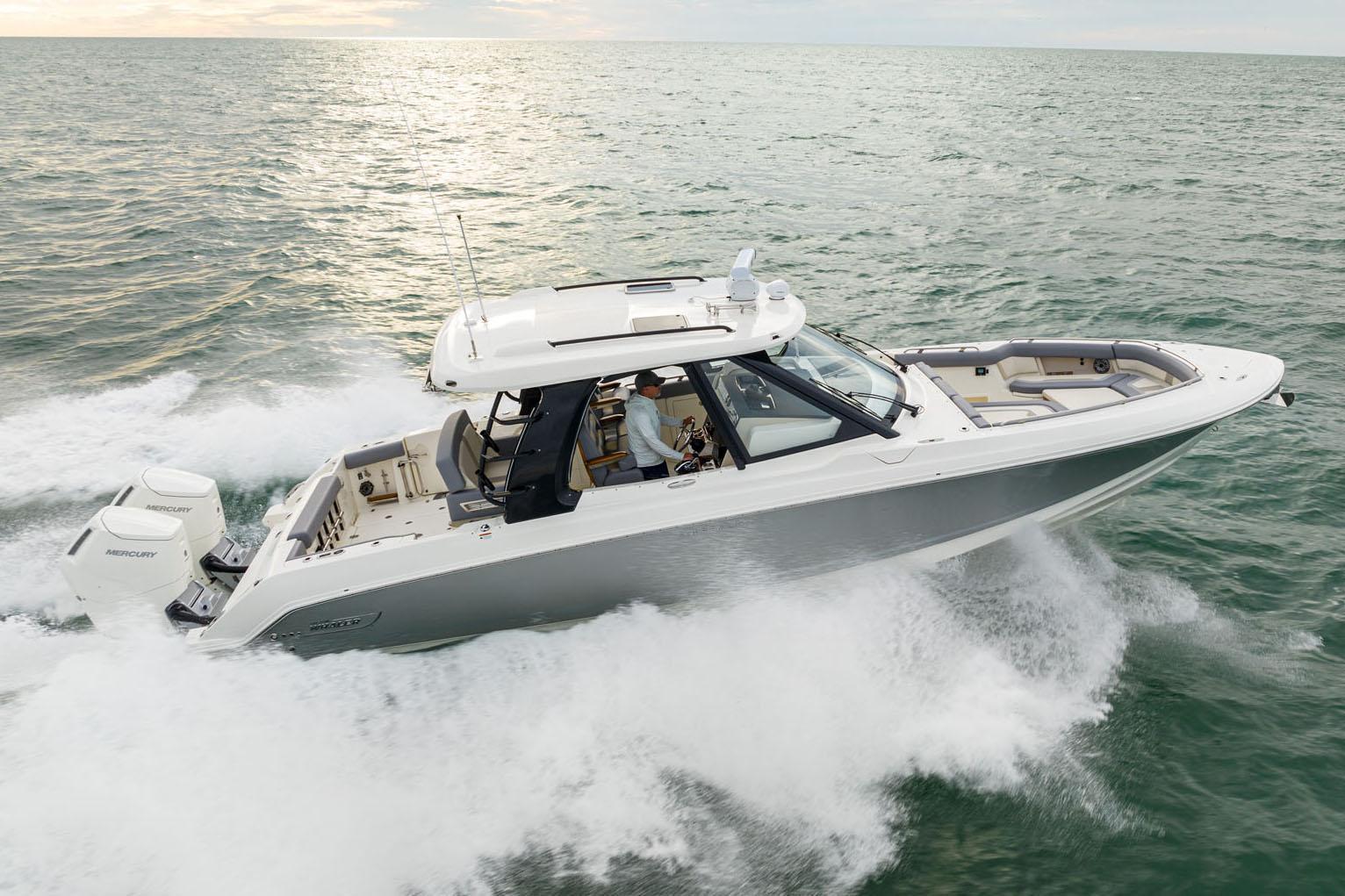 2024 Boston Whaler 380 Realm