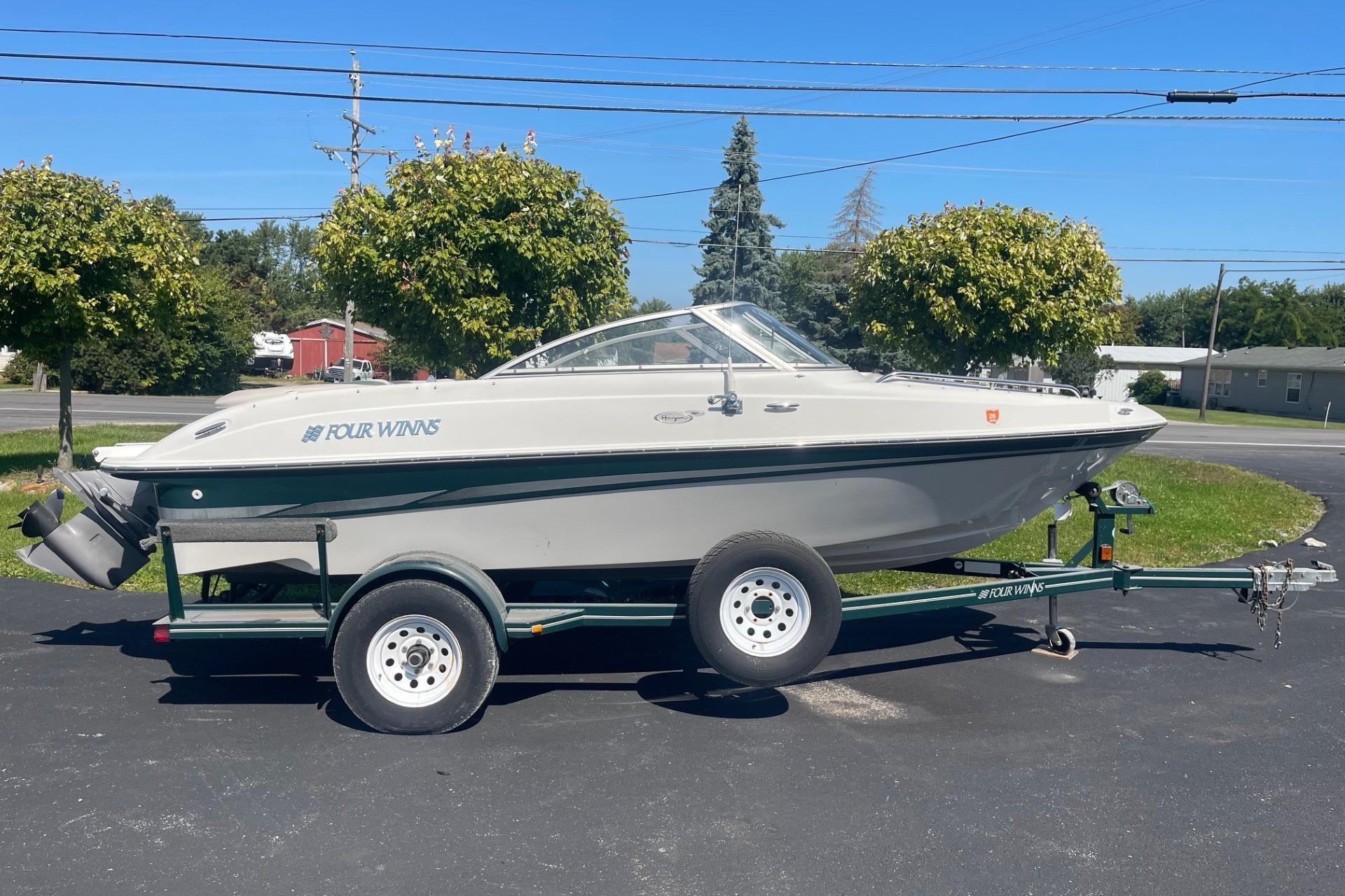 2003 Four Winns 180 Horizon