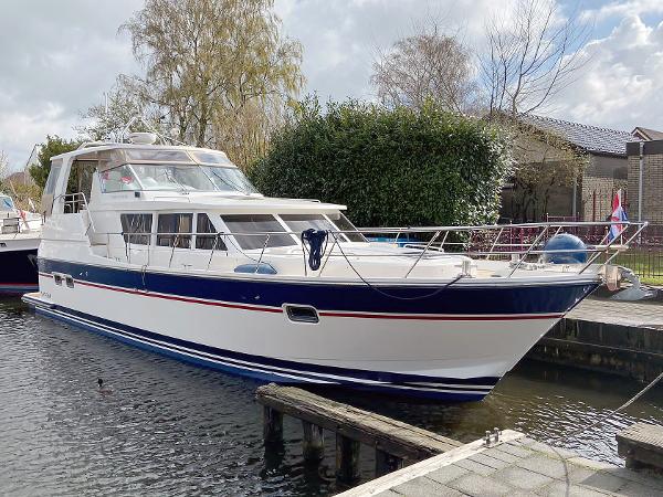 2007 Trader 42 HT