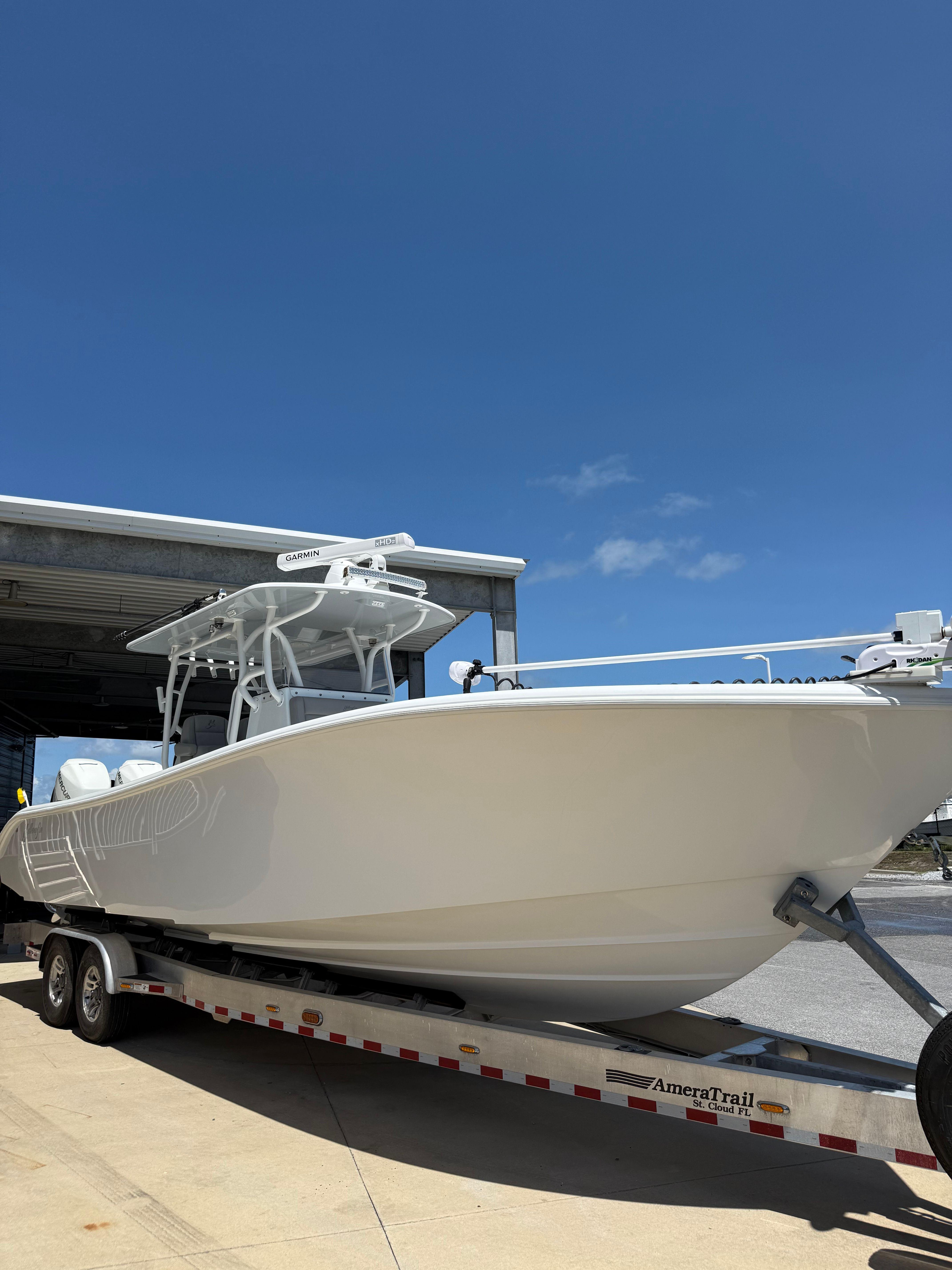 2018 Yellowfin 32 Center Console