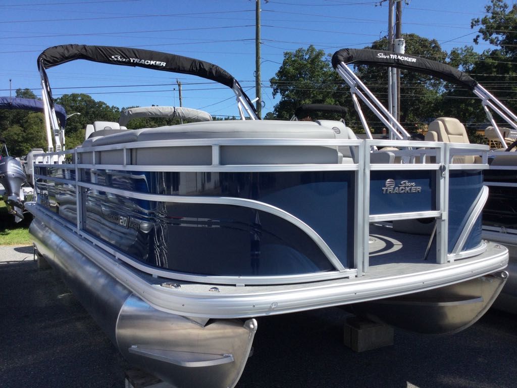 2026 Sun Tracker SF20 BLU WOV 115