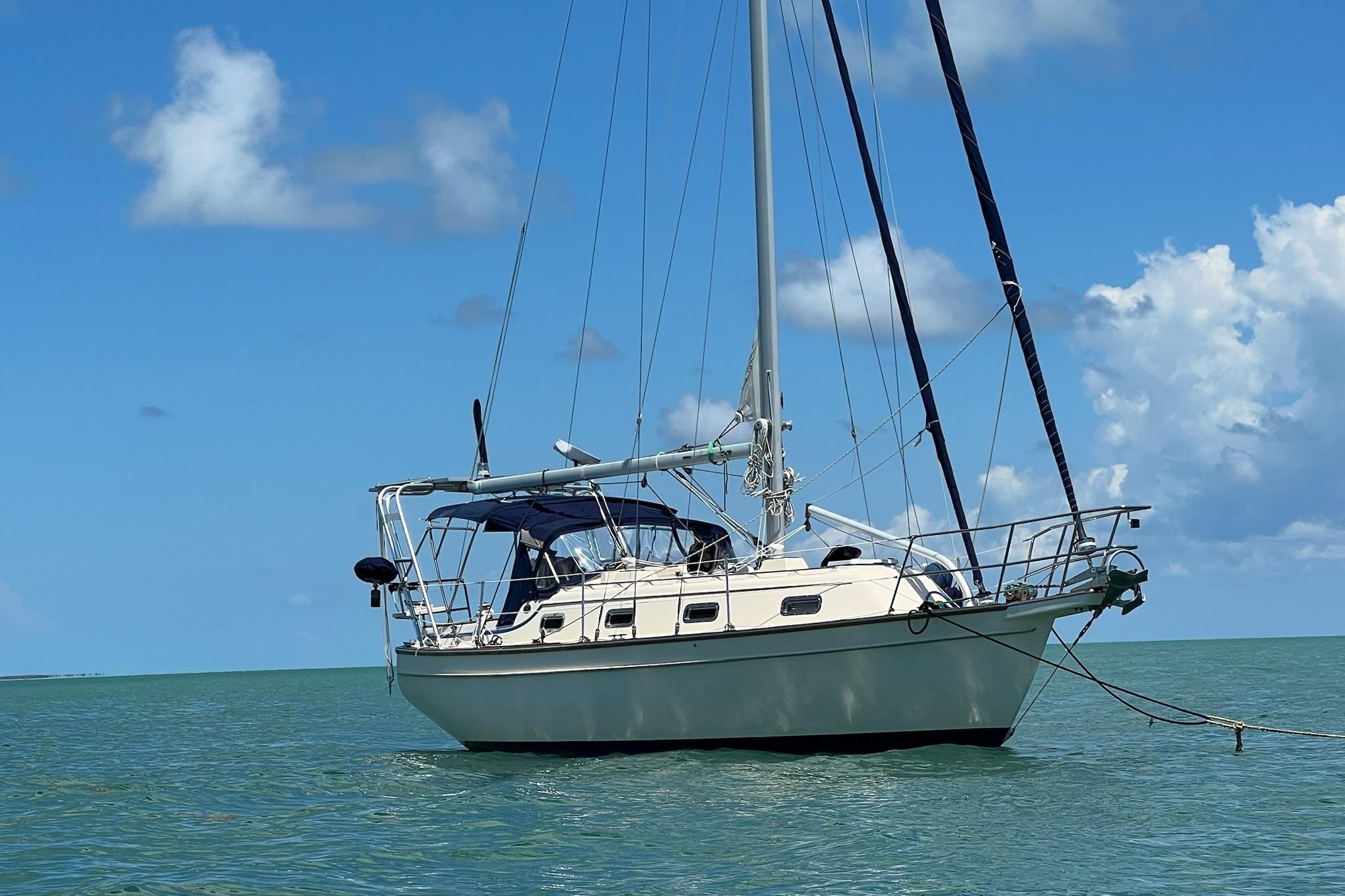 1998 Island Packet 320