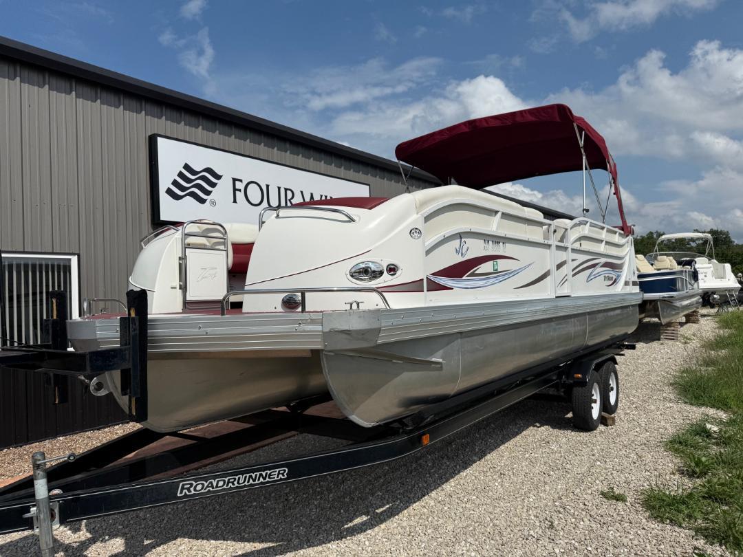 2006 JC 266 TriToon Classic I/O