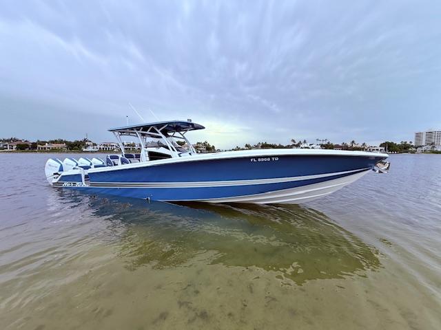 2022 Nor-Tech 390 Sport Center Console