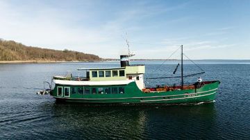 1868 Houseboat HOUSEBOAT
