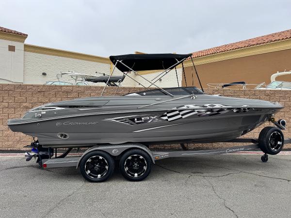 2023 Crownline 240 SS LPX