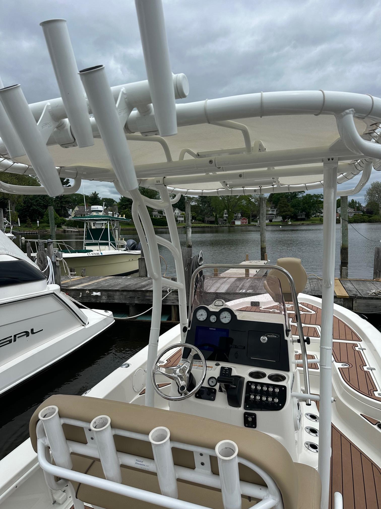 2019 NauticStar 227 XTS