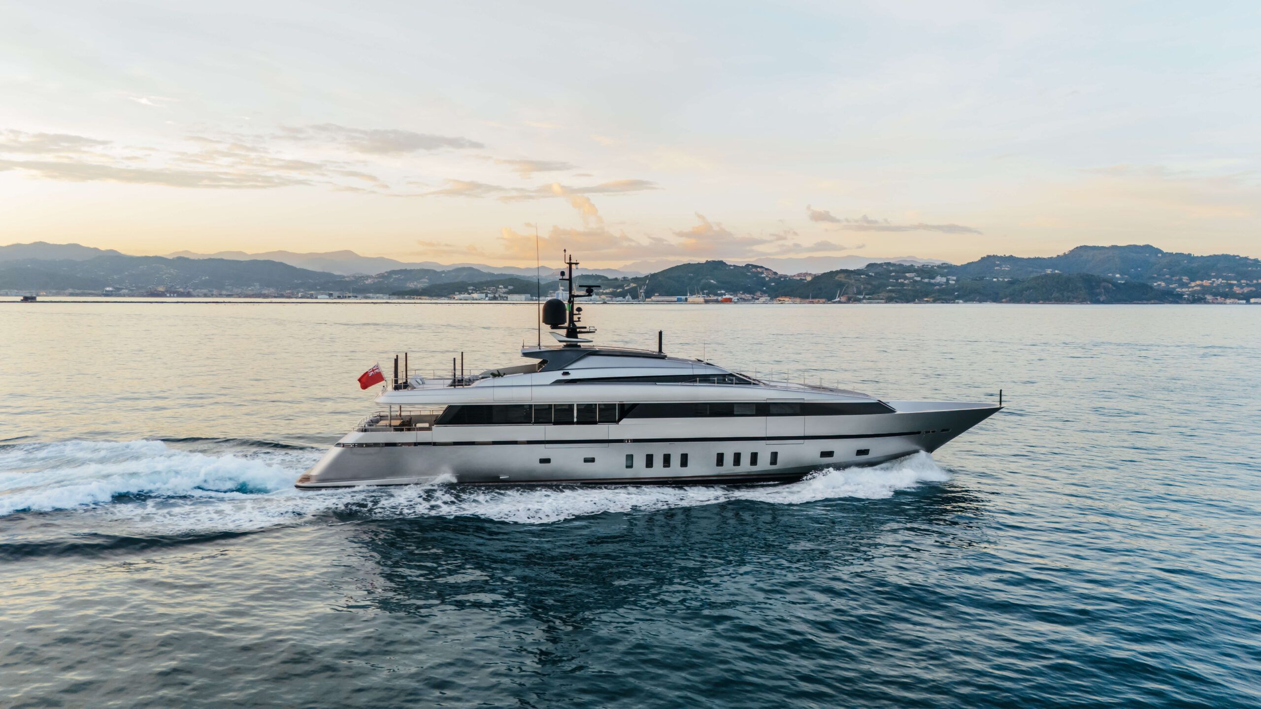 2018 Sanlorenzo Twin screw diesel yacht