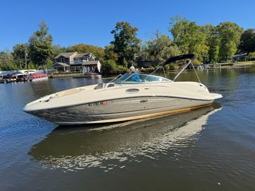 2009 Sea Ray 260 Sundeck