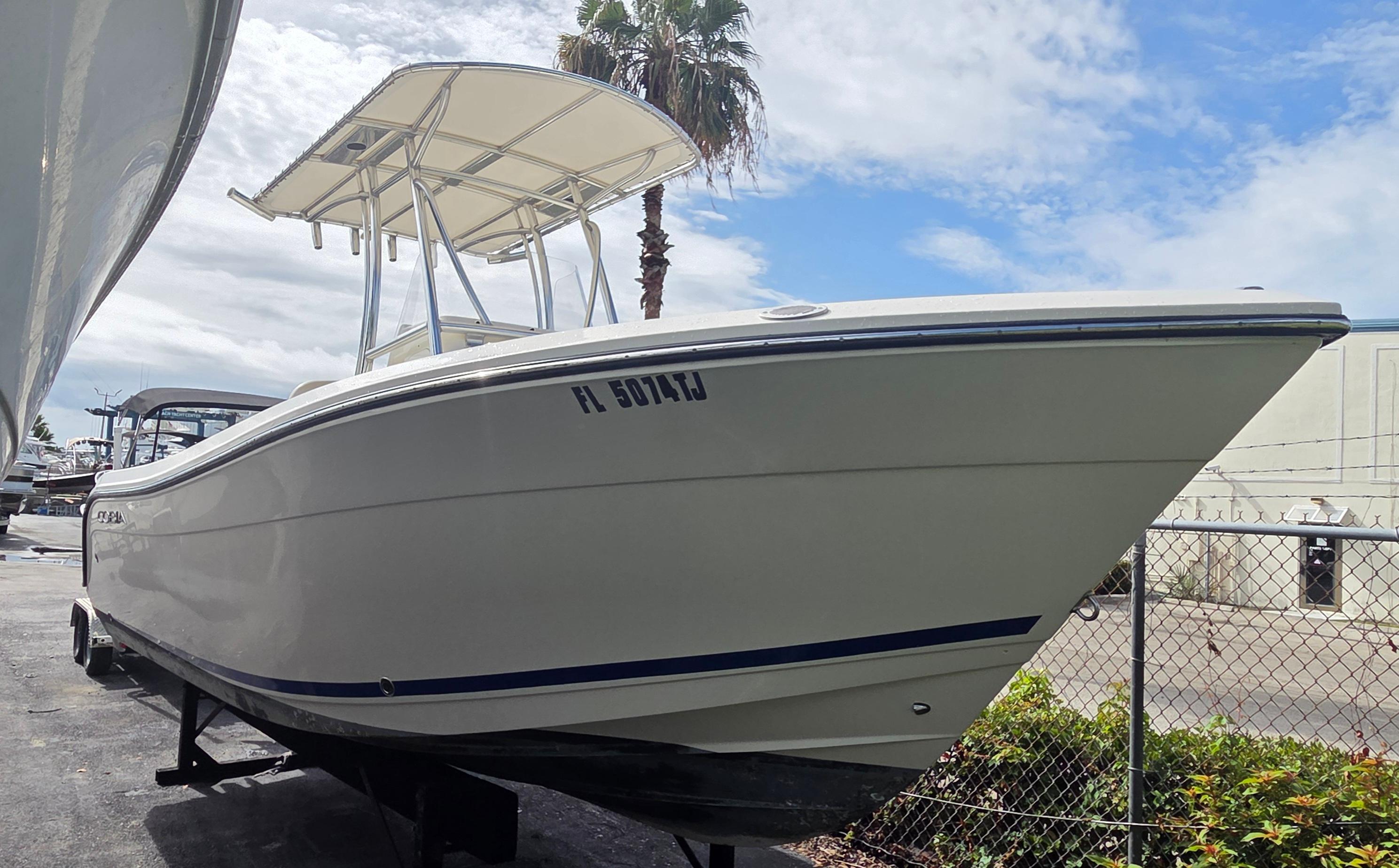 2023 Cobia 220 Center Console