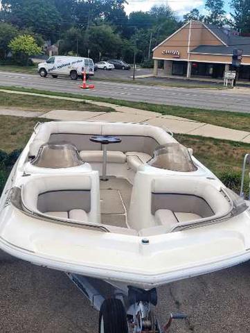 2000 Harris Kayot 22v star w/ Mercruiser