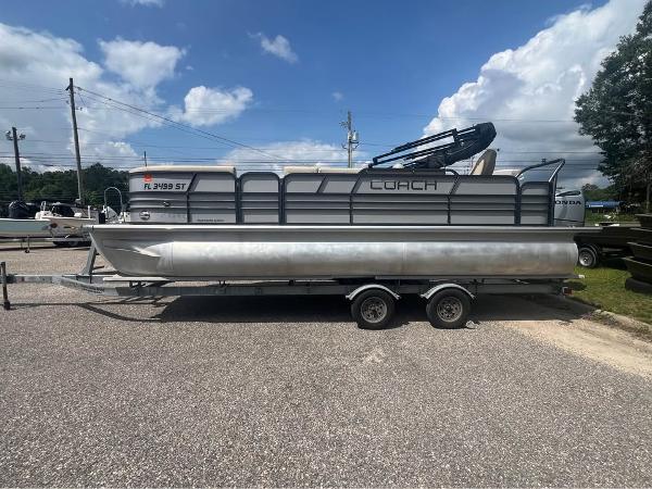 2018 Coach Pontoons 230 PFC
