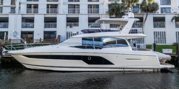 2020 Prestige 590 flybridge