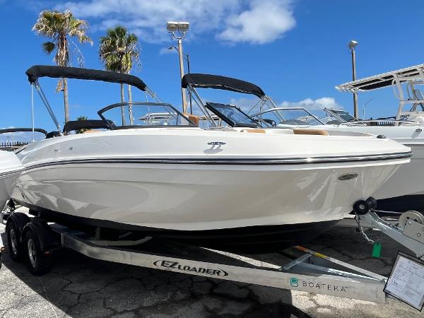 2021 Bayliner VR6