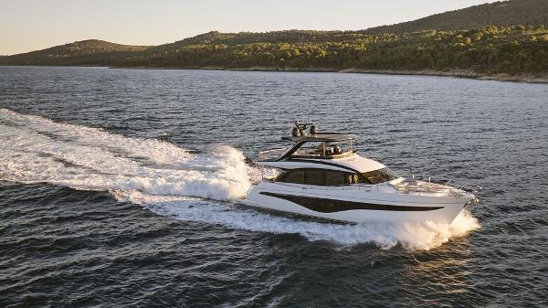 2022 Princess Y72