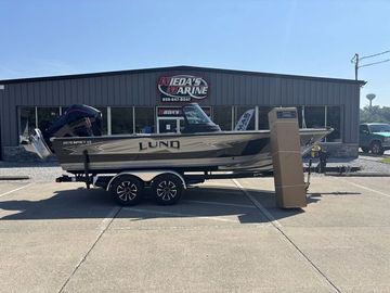 2025 Lund 2075 Impact XS Sport