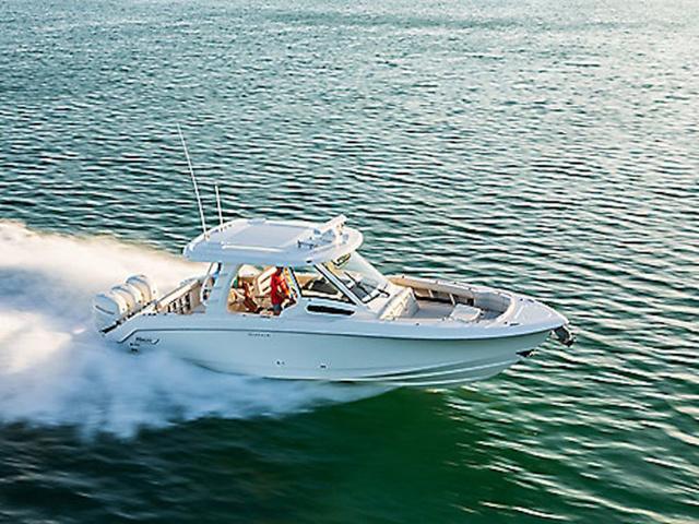 2025 Boston Whaler 350 Realm