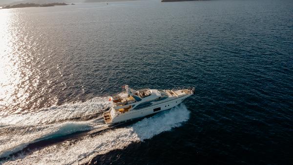 2017 Azimut 66