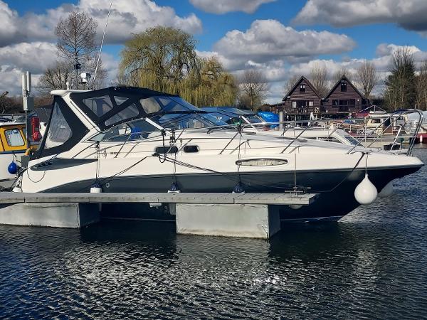 2001 Sealine S28 Sports Cruiser
