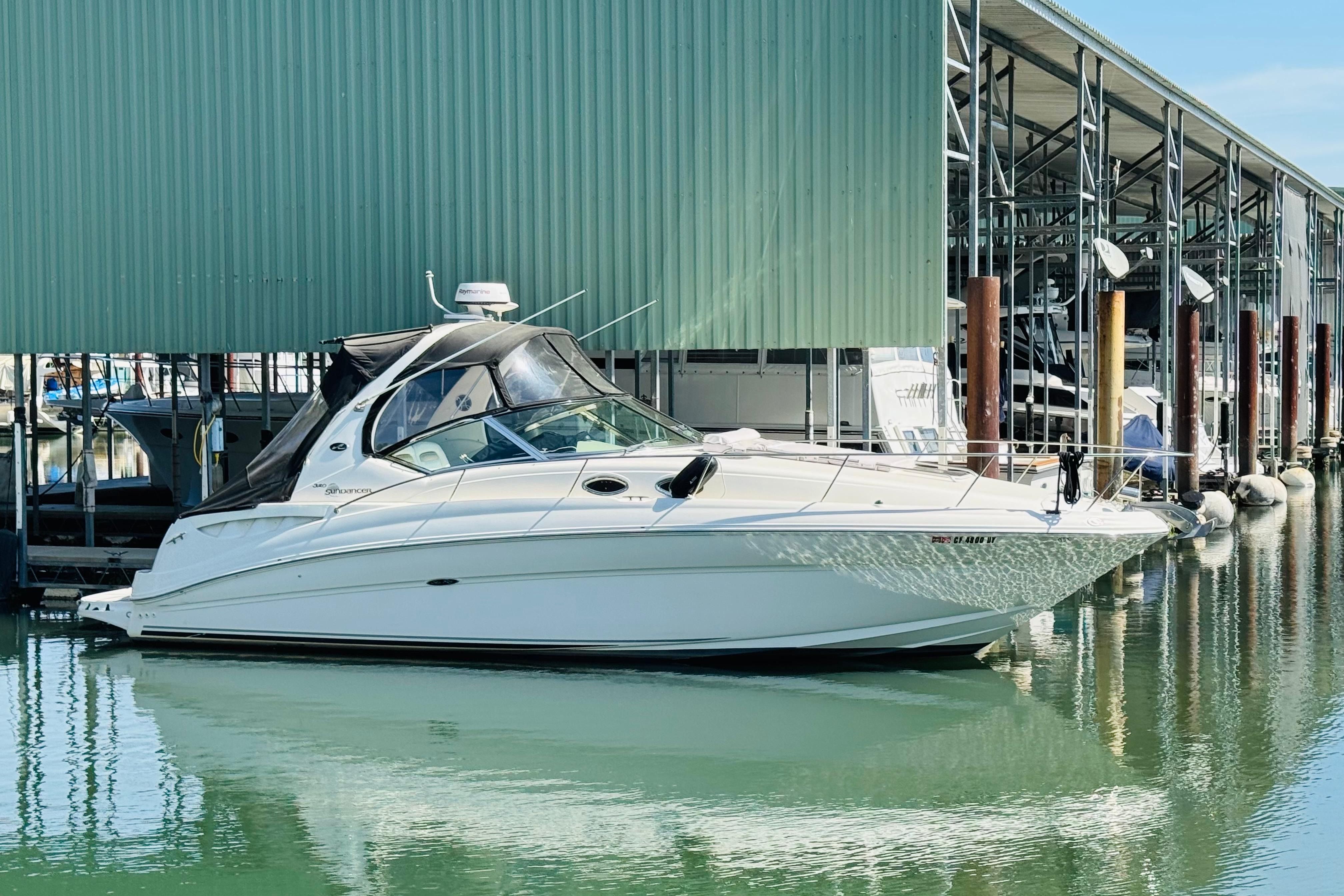 2004 Sea Ray 320 Sundancer