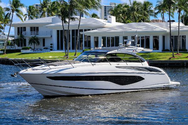 Princess V50 Open Princess V50 TraSeas - Profile
