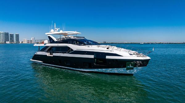 2024 Azimut Grande 27M