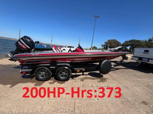 2015 Phoenix 819 Pro