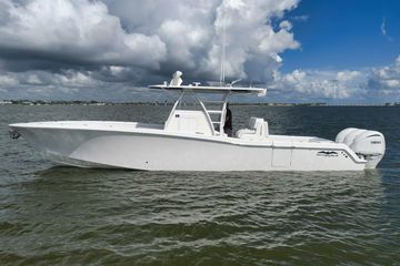 2018 Invincible 36' OPEN FISHERMAN