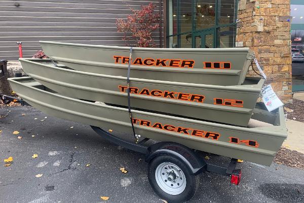 2024 Tracker Grizzly 1036 Jon