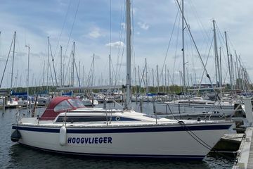 1990 Friendship 33