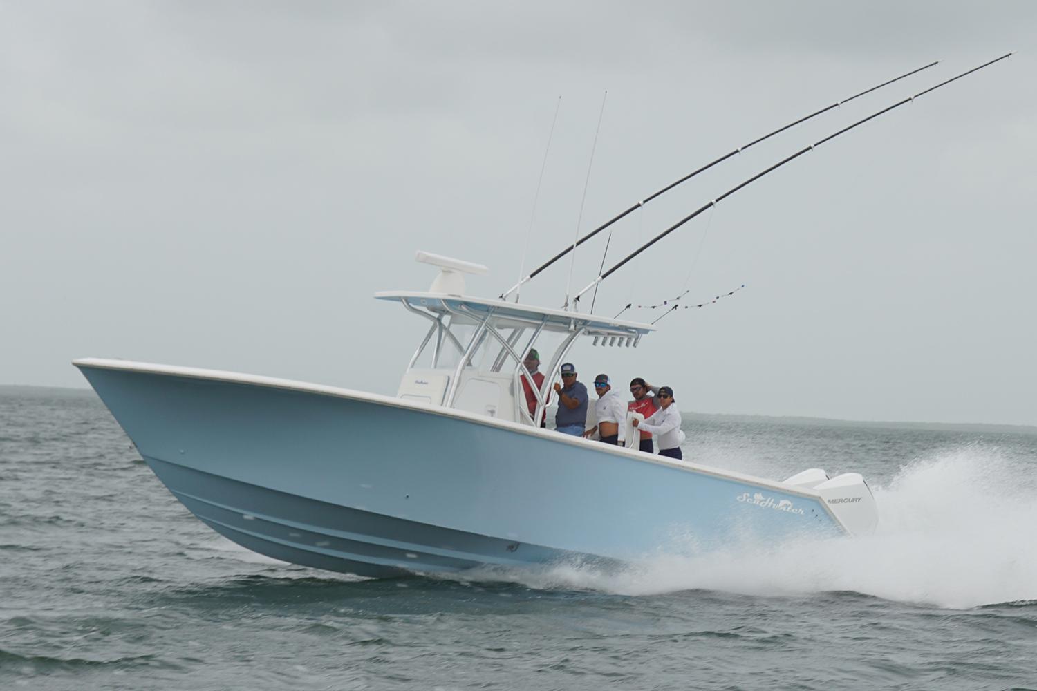 SeaHunter Boat image