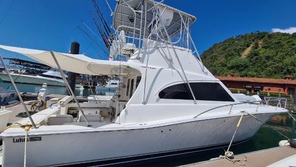 2005 Luhrs 38 Convertible
