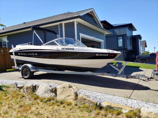2012 Bayliner 185 Bowrider