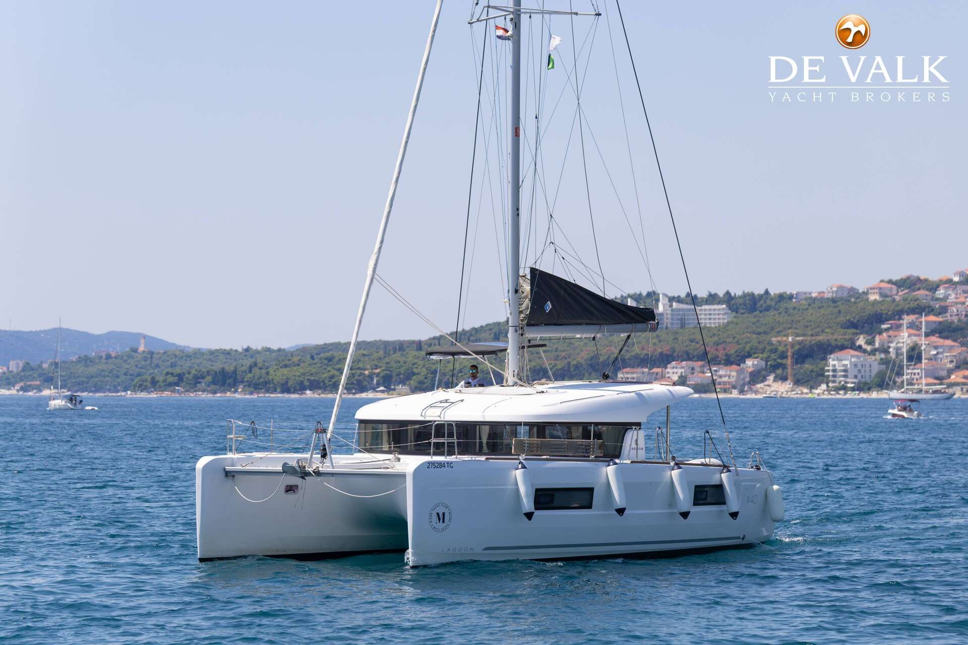 2022 Lagoon 40