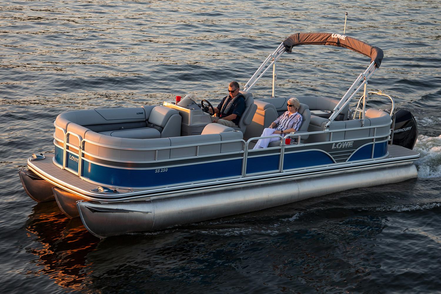 Lowe Boat image