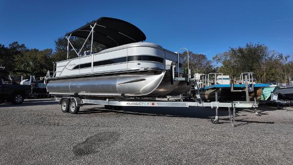 2025 Bentley Pontoons 223 FNC