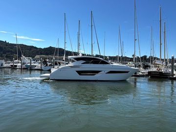 2020 Cruisers Yachts 46 Cantius