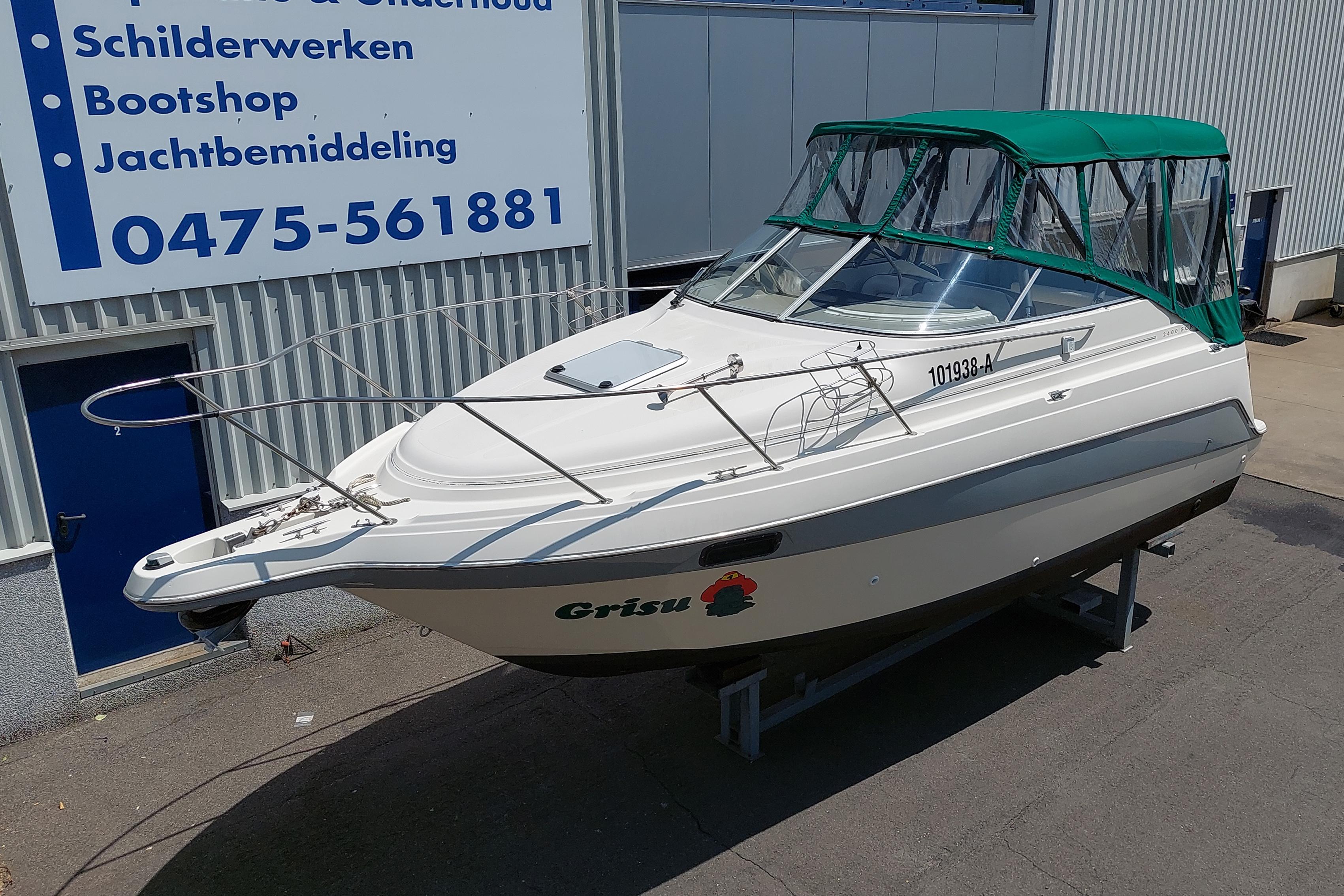 Maxum 2400 SCR