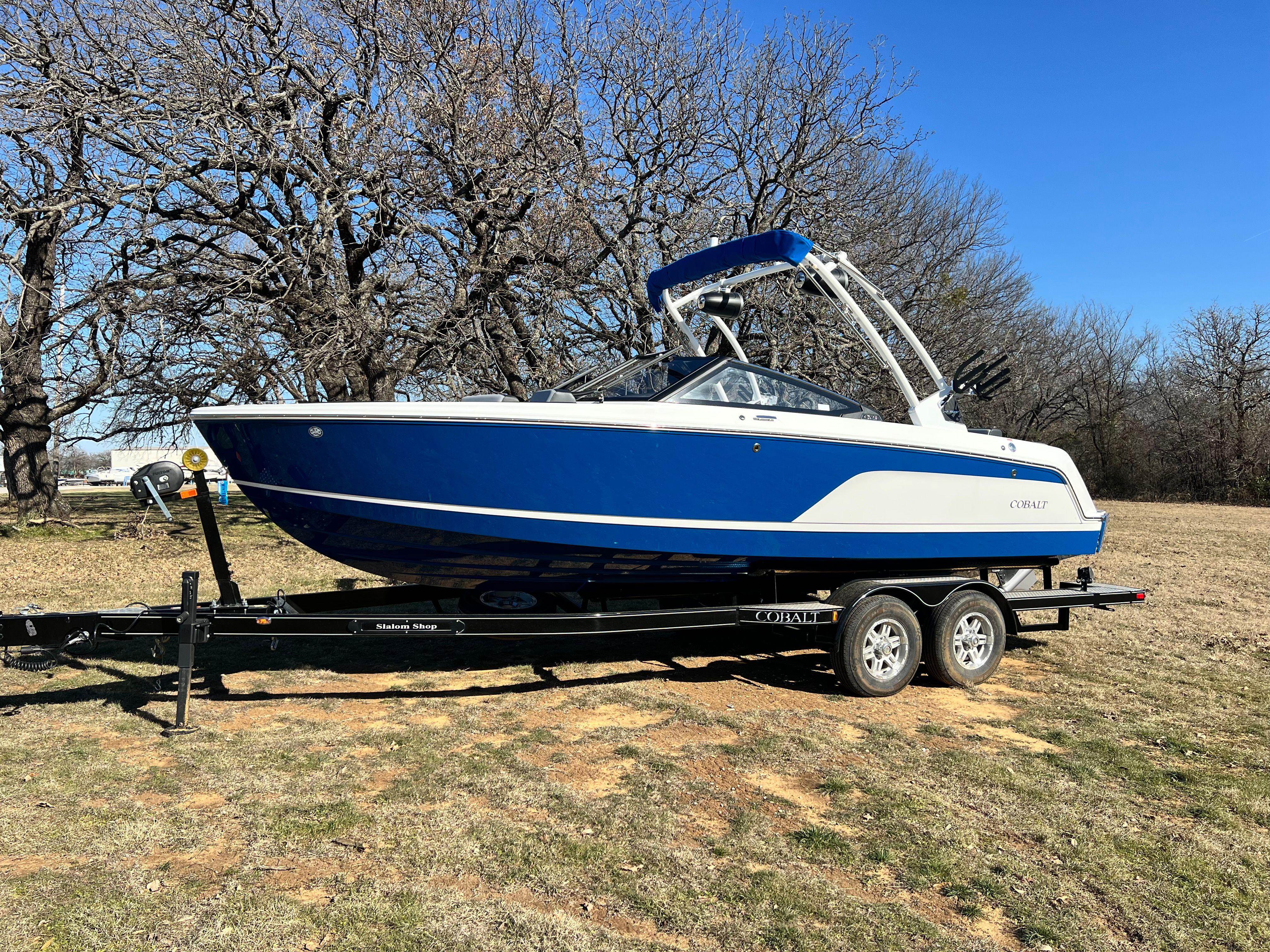 Cobalt CS23 Surf 2025 COBALT CS23 SURF - Image 1