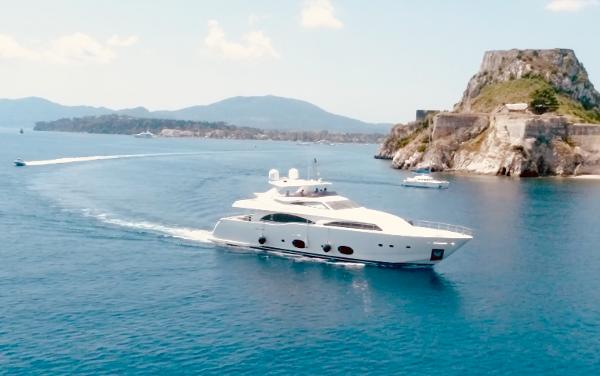 Ferretti Yachts Custom Line CL 97 Ferretti Custom Line CL97 2009