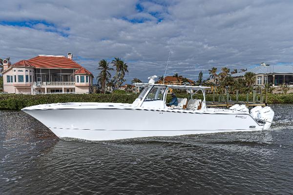 2026 Front Runner 43 Catamaran