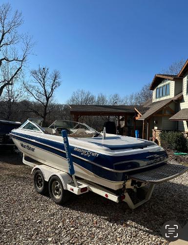 2000 MasterCraft 230 sv