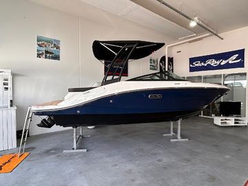 2024 Sea Ray SPX 190