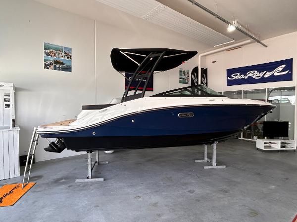 Sea Ray SPX 190