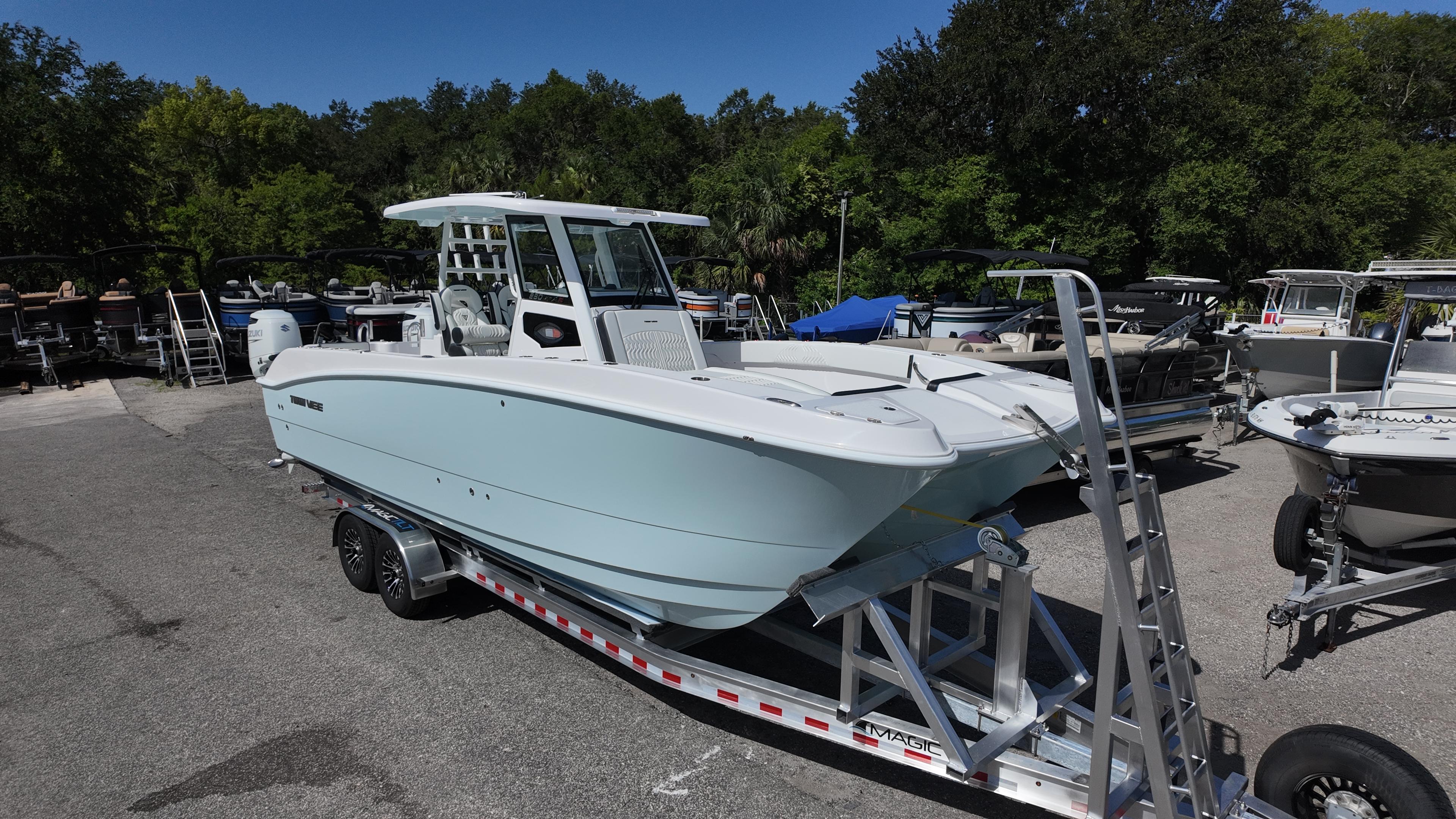 2026 Twin Vee 280 GFX2 CC