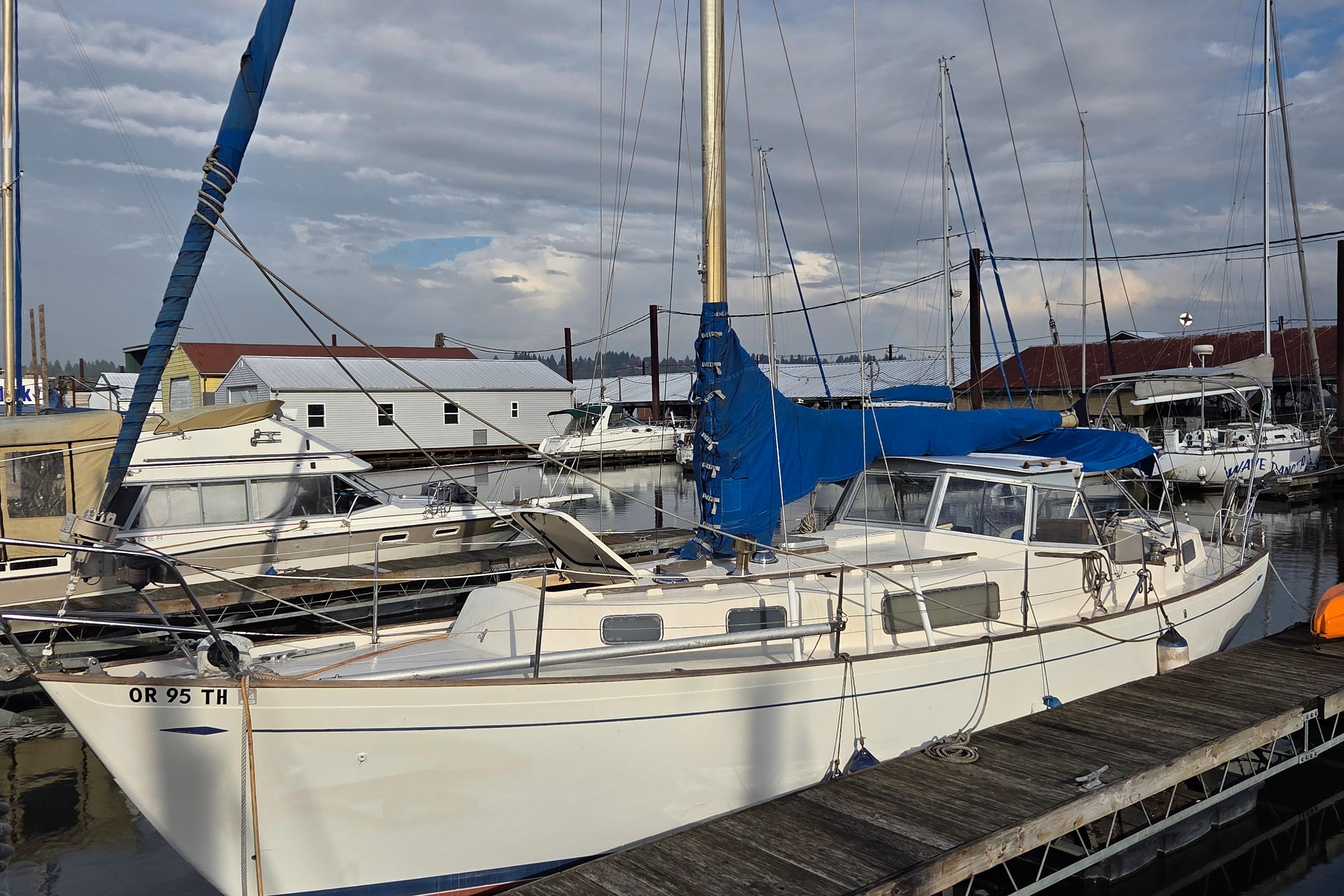 1974 Hallberg-Rassy Rasmus 35