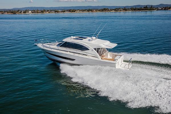 Riviera 395 SUV 2019 39' Riviera 395 SUV for sale - SYS Yacht Sales