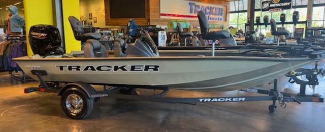 2026 Tracker Pro Team 175 TXW