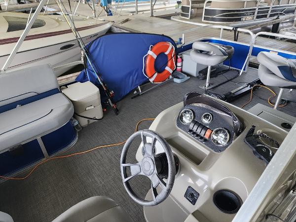 2021 Lowe Ultra 162 Fish & Cruise