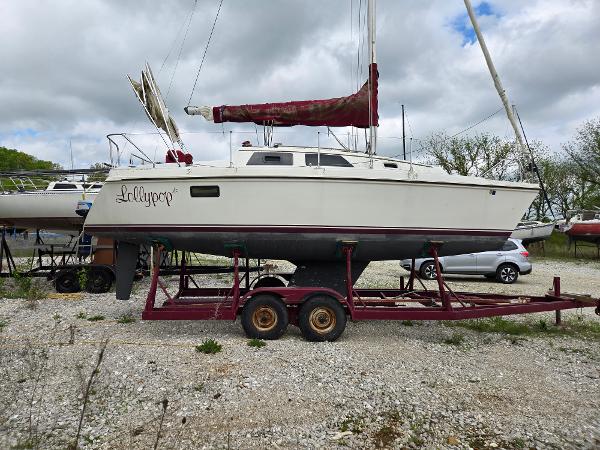 1992 Hunter 27